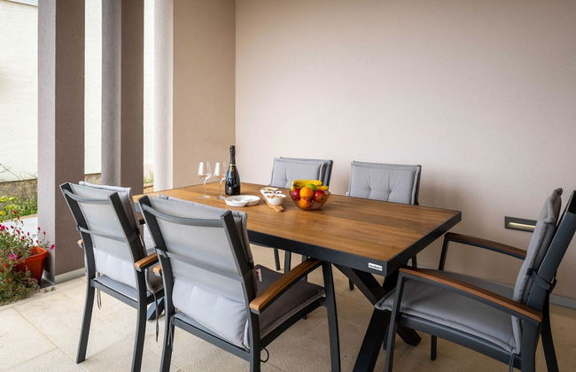 Spacious Povljana Apartment With Sea View and Terrace - Foto 14