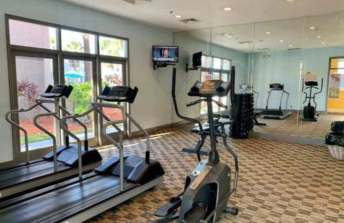 Whimsical Condo 1.5M from Disney - Foto 57