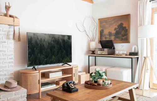 Wild Olive Lodge ° Serene grandma chíc getaway cabin - Foto 70