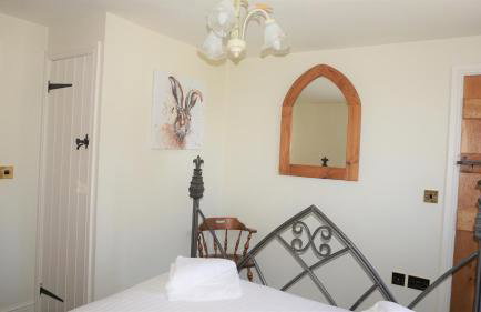 Shepherd's Watch Cottage - 5* Cyfie Farm with private hot tub - Foto 21