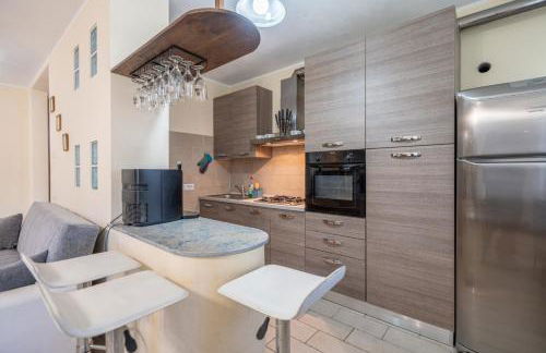 Villa San Lorenzo - Hilltop Villa With Private Pool, Jacuzzi & AirCO - Photo 67