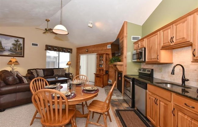 Seven Springs 1 Bedroom Premium Condo, Ski In/Ski Out by RedAwning - Foto 4
