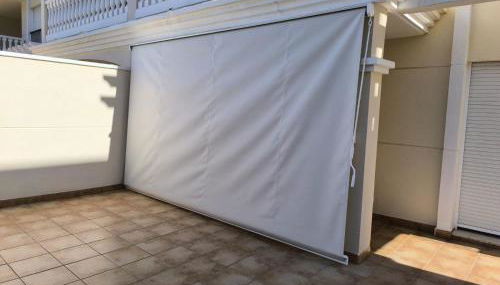 Schöne Unterkunft mit Pool und Terrasse. - Photo 4