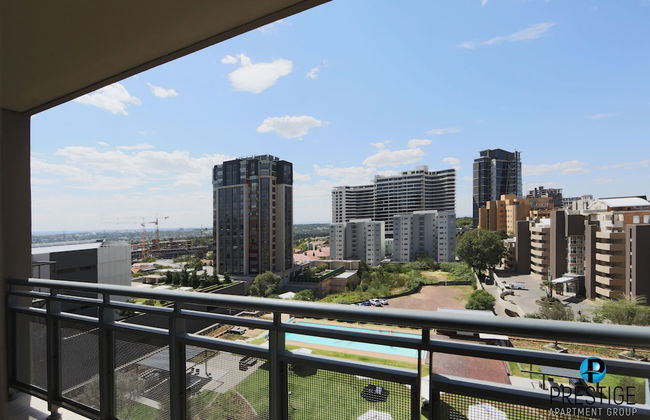 Prestige Apartment Sandton at Westpoint - Photo 30