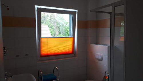 Behagliches Ferienhaus Zaunkönig -mit Kamin und Sauna- Blick über das romantische Bodetal - Foto 4