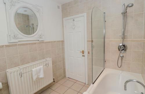 The Smithy - Photo 20