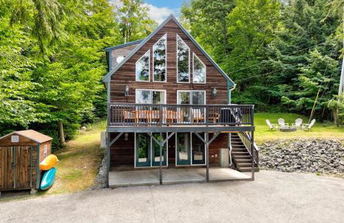 Waterfront Access with Kayaks Private Deck and a Firepit - Photo 75