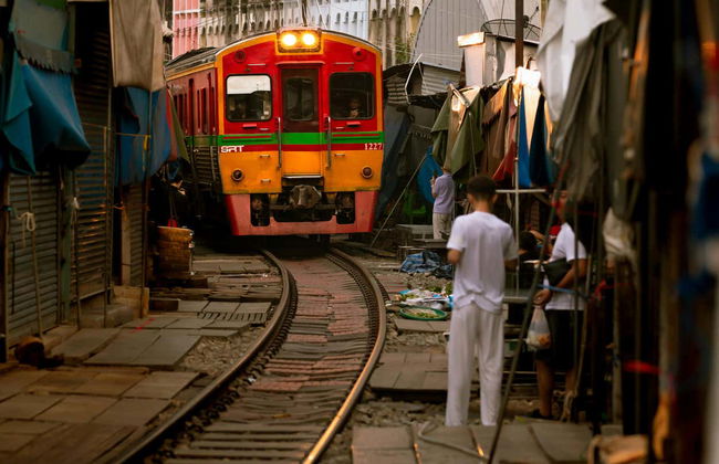 Mercado sobre las vías, mercado flotante y ruinas de Ayutthaya - Foto 2