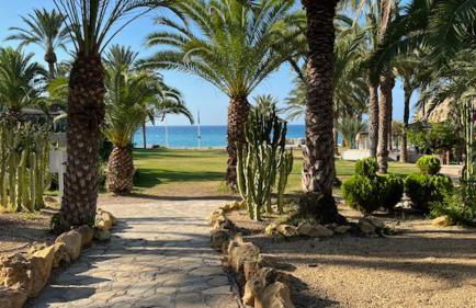 Modern apartment sea view with private jacuzzi - Photo 52