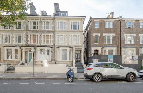 Maida Vale Gem by Little Venice with Stunning Garden - Photo 42