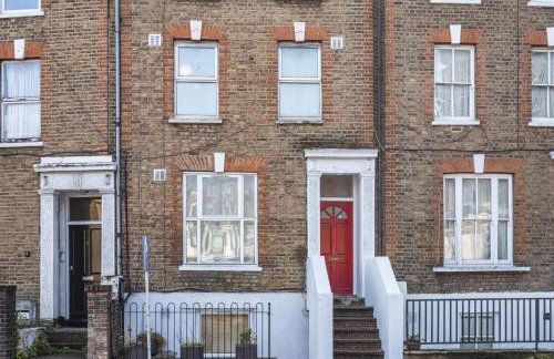 Luxury 1-Bed Apartment in sought after prime London location - Photo 15