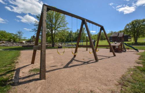 Chalets Resort Luxury Lakefront Villa Amazing View 2 Pools Free Amenities Dock - Foto 4