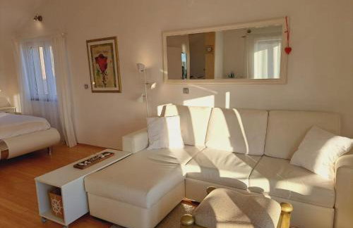 Apartments Ana Žaborić, 50 m od šljunčane plaže - Foto 9