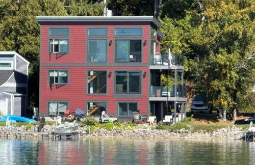 NEW! Eagles Landing - Lakefront & Gorgeous! - Foto 2