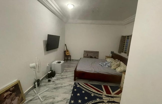 3 Bed Villa-private Garden-offstreetparking-aircon - Photo 4