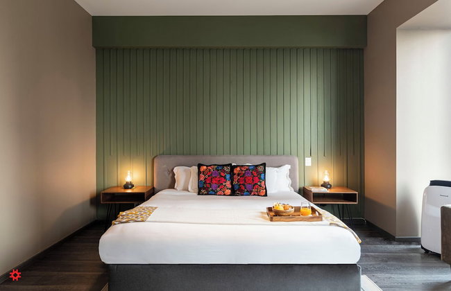 Magenta by Kukun - Photo 33