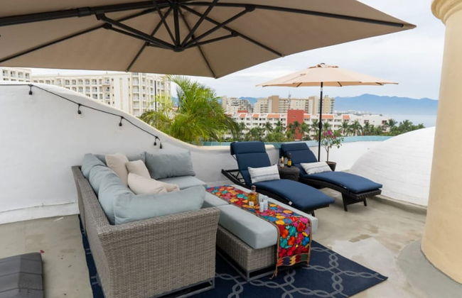 Ocean Front Penthouse Pool Sleeps 8 People - Foto 36