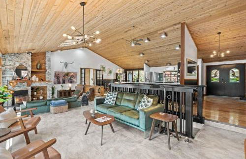 Luxe Lake Home Reflect Recharge and Reconnect - Foto 5