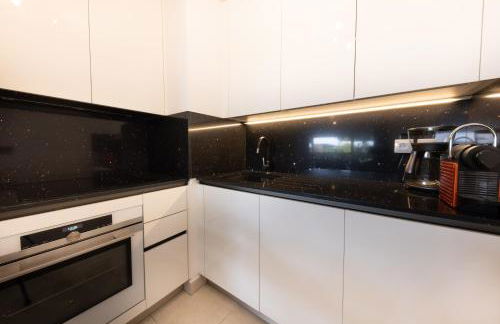 06AH - Superb waterfront T2 - swimming pool - Foto 28