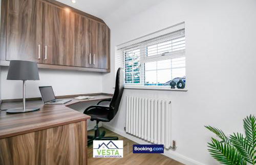 Three Bedroom House By Vesta Serviced Accommodation & Short Lets Borehamwood With Free WiFi & Free Parking - Foto 26