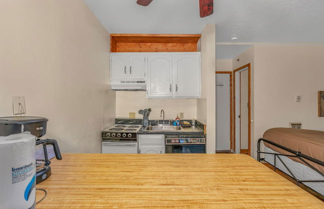 Cozy Corner Yosemite Studio Close to it All! - Foto 6