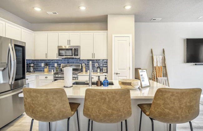 3BD Modern Home Close to Usafa - Foto 9