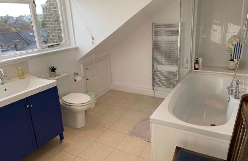 Ramsgate Retreats - Latimer House, boutique seaside holiday home for large families, groups, golf - Foto 40