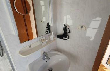 ABM Apartment 26 - Photo 18