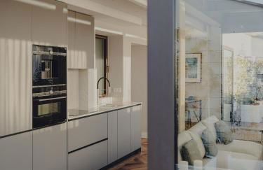 Madrid 1915 Private Suites - Photo 36