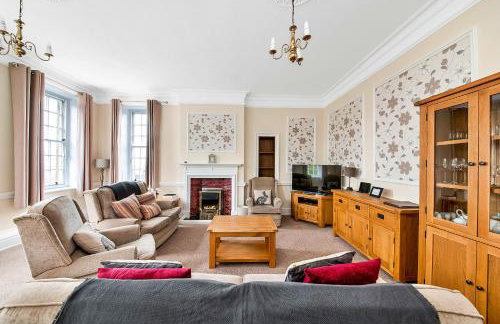 Finest Retreats - York Hall Apt - Photo 1