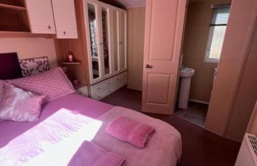 Cabin 6 sleeps 6 Patio Pets Edinburgh Festival - Foto 6