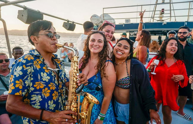 Ibiza Boat Party - Photo 8