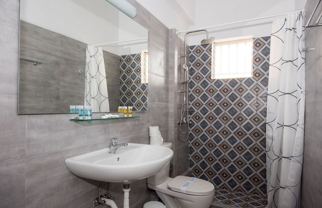 Spacious Apartment on the Beachfront - Photo 11