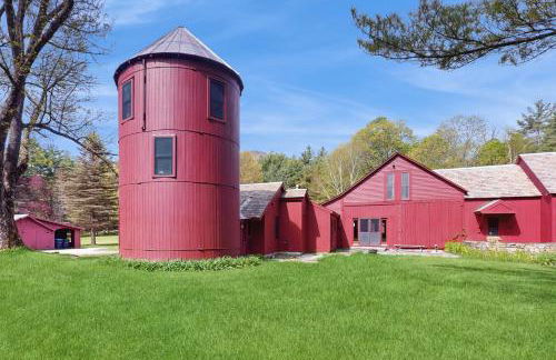 The Red Silo - Photo 16
