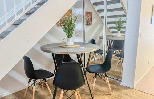 Charming 2nd Ave Lofts in Downtown San Diego with Parking - Foto 26