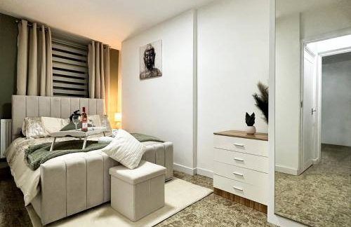 Fabulous Fiery Flat w body shower - Tylorstown - Foto 3