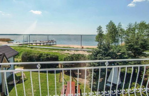 4 Bedroom Gorgeous Home In Nowe Warpno - Foto 9