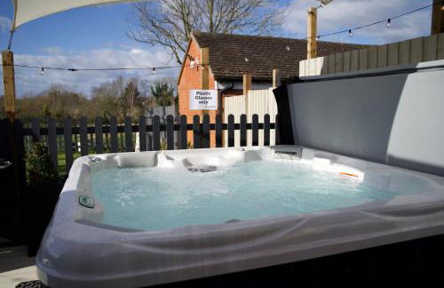 Stunning 5 Bedroom Victorian home with optional hot tub - Foto 9