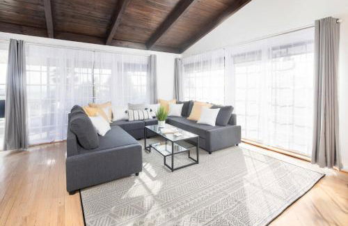 4 Bedroom 2 Bath with Ocean View Hot Tub Parking - Foto 18