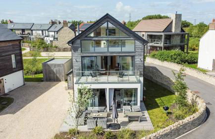 Lakeside property with spa access on a nature reserve Beaumont Village 25 BV25 - Photo 25