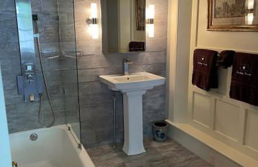 Luxurious Reading Farms Estate sleeps 46 - Photo 34