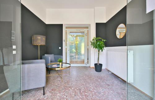 Halle Suites by FullHouse - free parking & WiFi - Foto 18