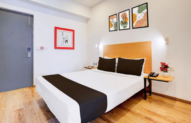 Blissful Stays at The Habitat Khar Mumbai - Photo 9