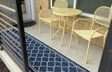 Beautiful RiverWalk Apt with Full Amenities, King Bed & Free Parking - Foto 38