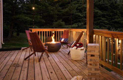 Epic Family Stay - 40' Putting Green, Theater, Hot Tub, Sauna - Foto 38