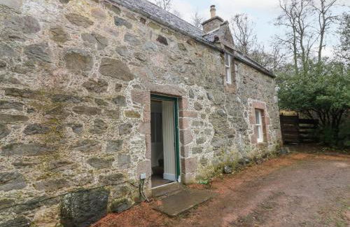 North Mains Cottage - Craigievar Castle - Photo 4