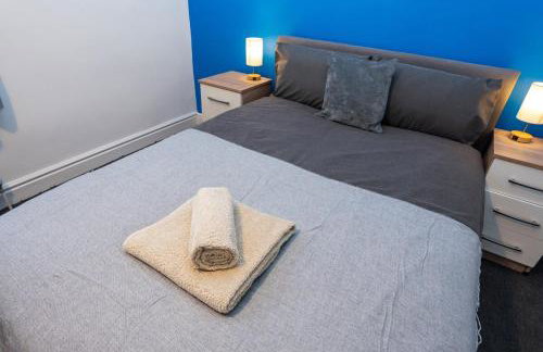 Comfy 4 Bed House near Notts City Centre - FREE Parking - Foto 4
