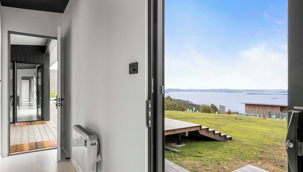 The Outlook on Mount Louis – 2 Bedroom - Foto 5, Zimmer