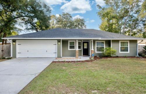 The Recharge - Springs , Tesla & EV Station , Pets - Foto 19