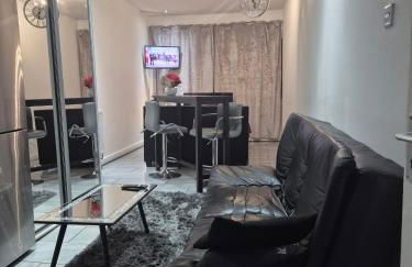 Mulberry Suites - Photo 6